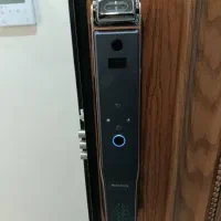 نصاب و تعمیرات تخصصی درب ضدسرقت و درب چوبی
