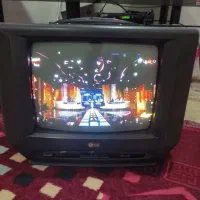 تلویزیون.  ۱۴.  اینج