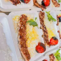 کمک اشپز وارد به امور اشپزی
