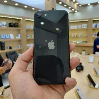 آیفون SE 2020
