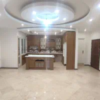 100-متری-دوخواب-فول-امکانات-دوبر-داخل-میدان