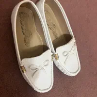کالج بوت و کتونی نو و در حد نو