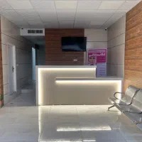 منشی و مدیر کلینیک زیبایی