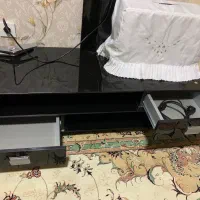 میز تلویزیون شیشه ای مشکی