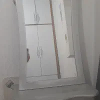 اینه ومیز