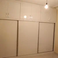 کمد دیواری ام دی اف براق سفید اصلا استفاده نشده