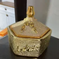 دکوری و گل