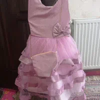 تعدادی لباس دخترانه