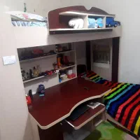 تخت دوطبقه جادار ومحکم ال شکل