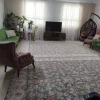 مبل ده نفر تمیز و مرتب