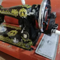 چرخ خیاطی قدیمی