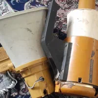 بلندگو نمکی 2عدد.فقط دوتاشون.سوکت میکروفن خرابه