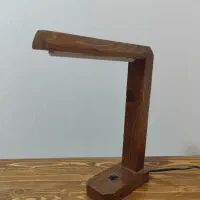 چراغ مطالعه چوبی