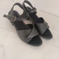 کفش نو نو