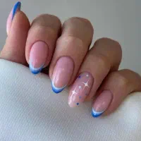 خدمات کاشت ناخن