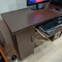 میز کامپیوتر گیمینگ