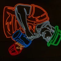 ساخت انواع تابلو  نئون و LEDنقطه‌ایی