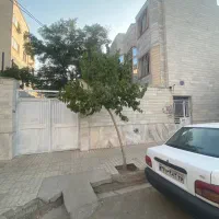 85-متر-اول-اندیشه-حیاطدار