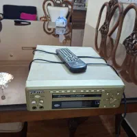 یک دستگاهcd خور