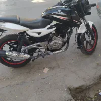 موتور سیکلت پالس 180