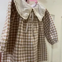 تعدادی لباس بچگانه نو و کارکرده