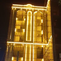 به چند نیرو کاری ساده برای سنگ کاری نیاز مندیم