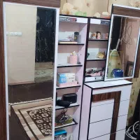 تختخواب دونفره مدرن وپاتختی وآینه قدی و آینه کشویی