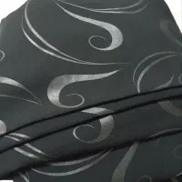 چادر مشکی دوخته شده