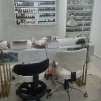 اجاره میز  ناخن و تخت مژه