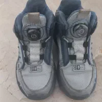 کفش کتونی مناسب دختر و پسر کارکرده