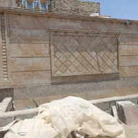 منزل قدیمی یازمین لوتان داخل شهر