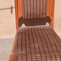صندلی چوبی سالم وتمیز دونه ای 1 تومن