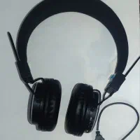 هدفون مدل نیا کار کرده اما نو همراه شارژر