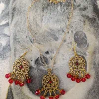 گردنبند و گیر مو رزینی