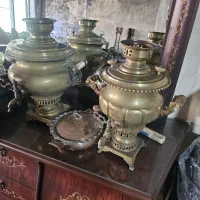 دو عدد سماور  روسی به همراه  بقیه لوازم
