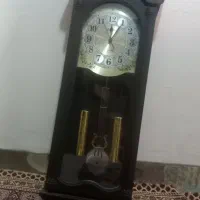 ساعت بزرگ دیواری
