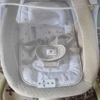 گهواره‌برقی‌نوزاد