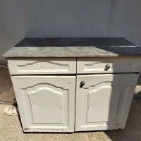کابینت دو در فلزی