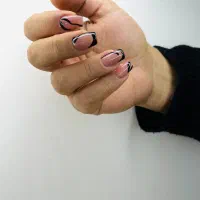 کاشت ناخن جشنواره ویژه