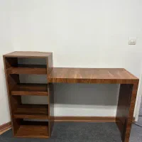میز تحریر دانشجویی