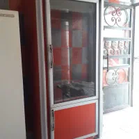 یخچال دو طرف ویترینی مغازه