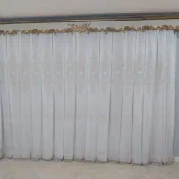 پرده  زیبا کاملا سالم