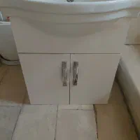 روشویی کابین دار