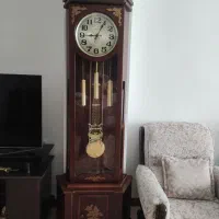 ساعت ایستاده.ساعت دیواری برنجی