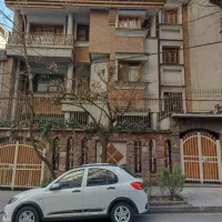 210متر زمین جنوبی با ساخت پنج طبقه / استاد معین