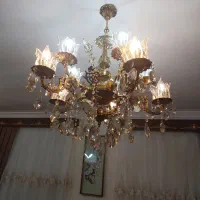 لوستر برنجی ۱۰ شاخه در حد نو