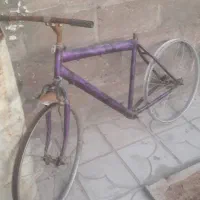 یه دوچرخه مقدلری وسایل میخا