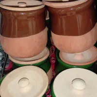 تعدادی ظرف سفالی دیزی
