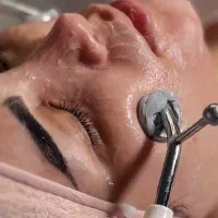 آموزش پایه تا پیشرفته فیشال و پاکسازی پوست+استخدام