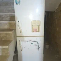 یخچال آیسان در حد نو سالم